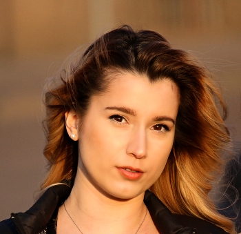 Julia / ***
