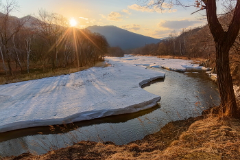 April sunset / ***