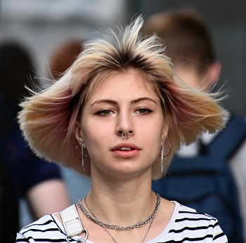Julia / ***
