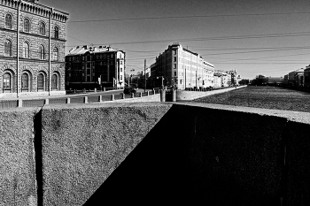Life around / ***