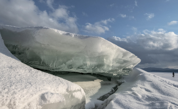 shards of ice / ***