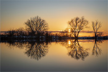 Evening Dawn / ***