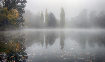 Ghostly all / ***