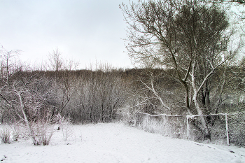 April snowfall / ***