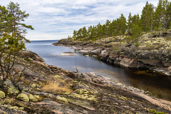 Ladoga Skerries / ***