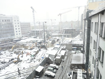 Construction / ***