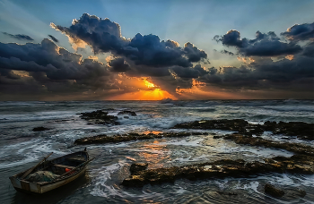 Anxious sunset / ***