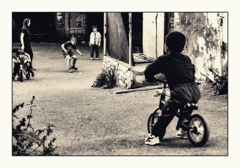 Stranger / ***