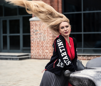Polina / ***