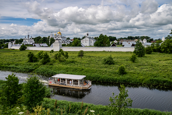 Suzdal. / ***