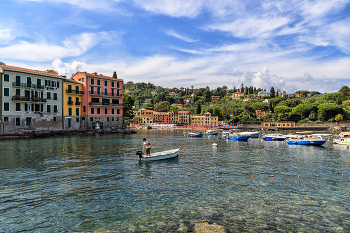 CITY BY THE SEA / ***