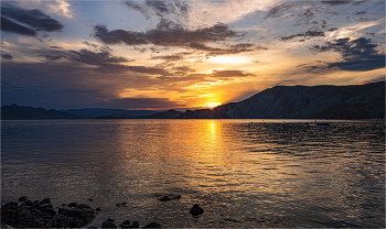Crimean sunset / ***