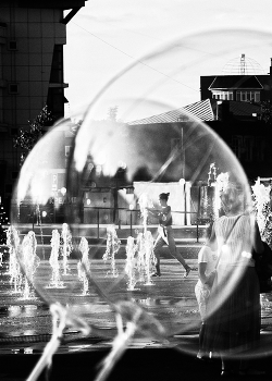 &nbsp; / ***