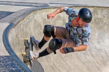 Skater 02 / ***