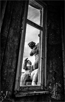 outside the window ... / ***