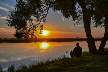 Warm evening / ***