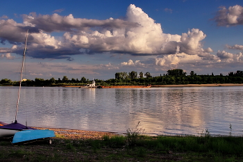 Evening. / ***