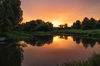 Sunset / ***
