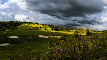 Before the storm / ***