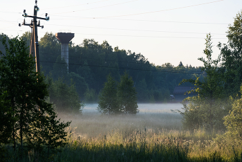 Morning in the village. / ***