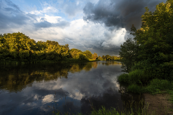 Before the storm / ***
