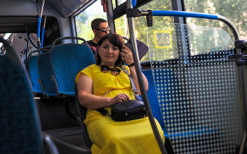 Bus / ***