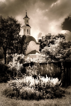 Church / ***