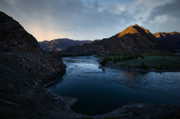 Evening Altai / ***