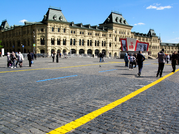 Red Square / ***