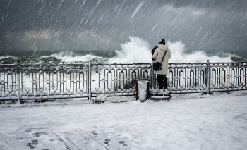 Storm / ***