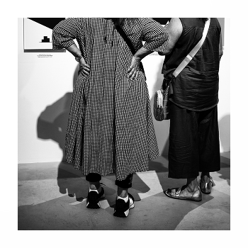 Visitors / ***