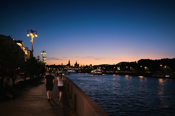 Evening / ***