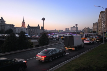 Peak hour / ***
