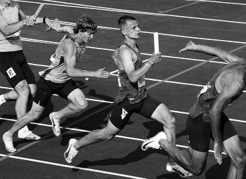 Relay race / ***