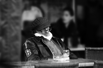 In the cafe / ***
