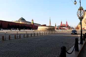Red Square / ***