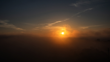 The sun rises / ***