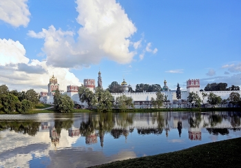 Novospassky Monastery / ***