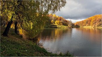Autumn landscape. / ***