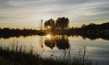 Golden Sunset / ***