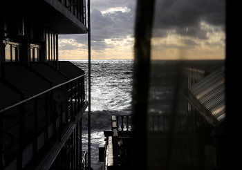 Sunset / ***
