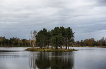 Islet / ***