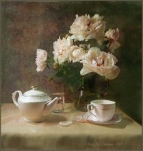 With white peonies / ***
