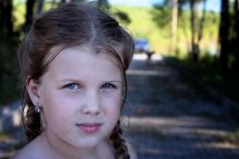 Girl With Pigtails / ***
