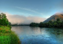 Fog over the river / *****