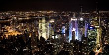 NYC @ night / The view of NYC from the Empire State Building Observatory (102nd floor), NYC, USA.
http://twitpic.com/klq71