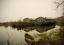 On the boat at the station / ***