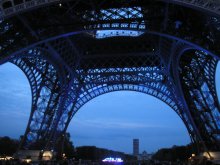 Evening in Paris / ***