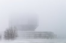 &quot;Diamond of Knowledge&quot; in a fog / ***