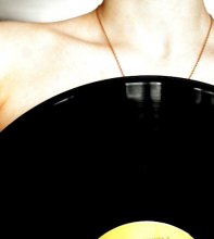 Vinyl / ***